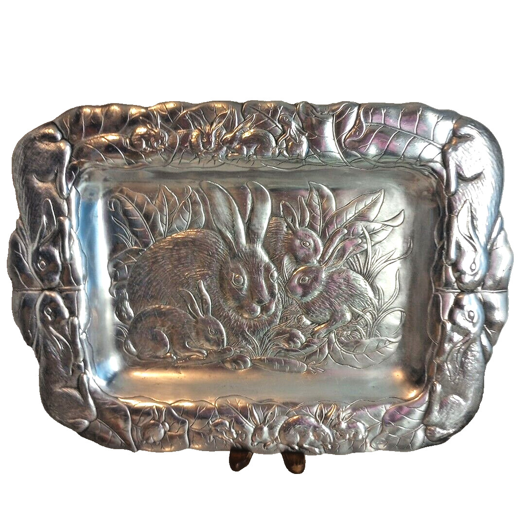 Arthur Court Vintage 1985 Aluminum Bunny/Lettuce Serving TrayTray Rabbits 18.5