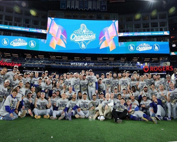 LOS ANGELES DODGERS 2025 World Series Champions Print 8x10 Photo Print Reprint