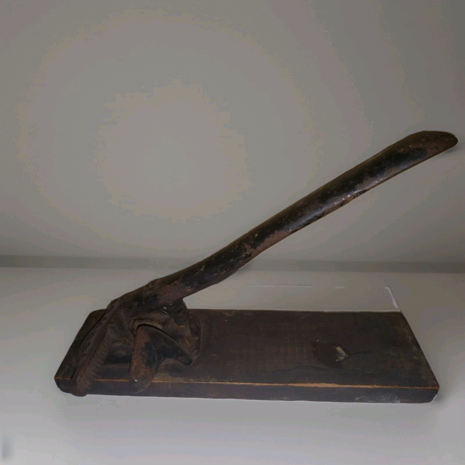 Antique PS&W Co No 12 Cast Iron Nutcracker Apothecary Tool Primitive Compressor Antique PS&W Co No 12 Cast Iron Nutcracker Apothecary Tool Primitive Compressor