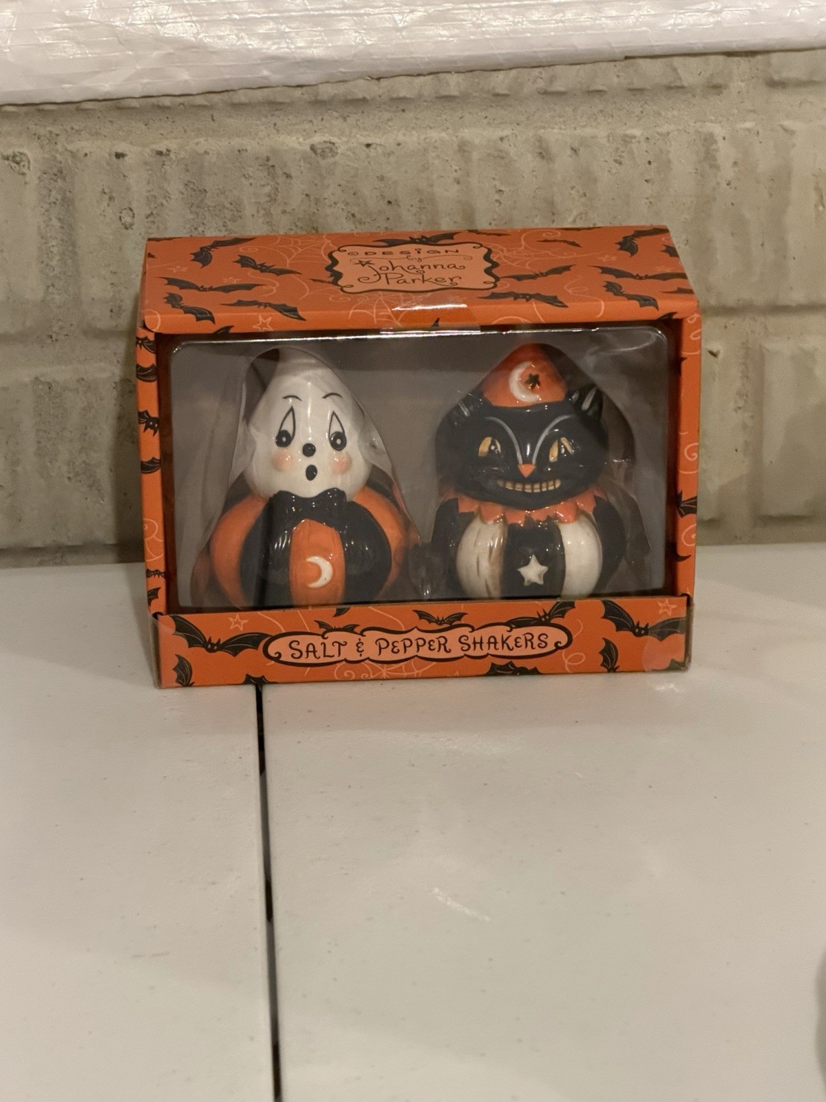 New Johanna Parker Halloween Nostalgia Ceramic Cat & Ghost Salt & Pepper Shakers New Johanna Parker Halloween Nostalgia Ceramic Cat & Ghost Salt & Pepper Shakers