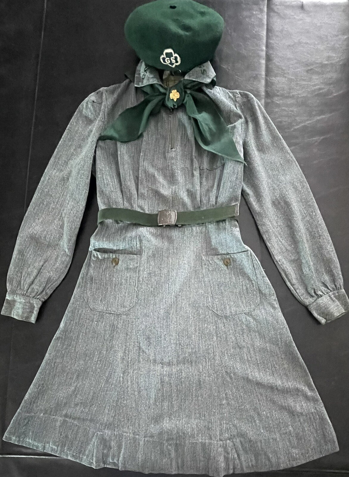 TRIANGULAR TIE-VERY RARE 1937 Vintage GIRL SCOUT INTERMEDIATE UNIFORM-COMPLETE TRIANGULAR TIE-VERY RARE 1937 Vintage GIRL SCOUT INTERMEDIATE UNIFORM-COMPLETE