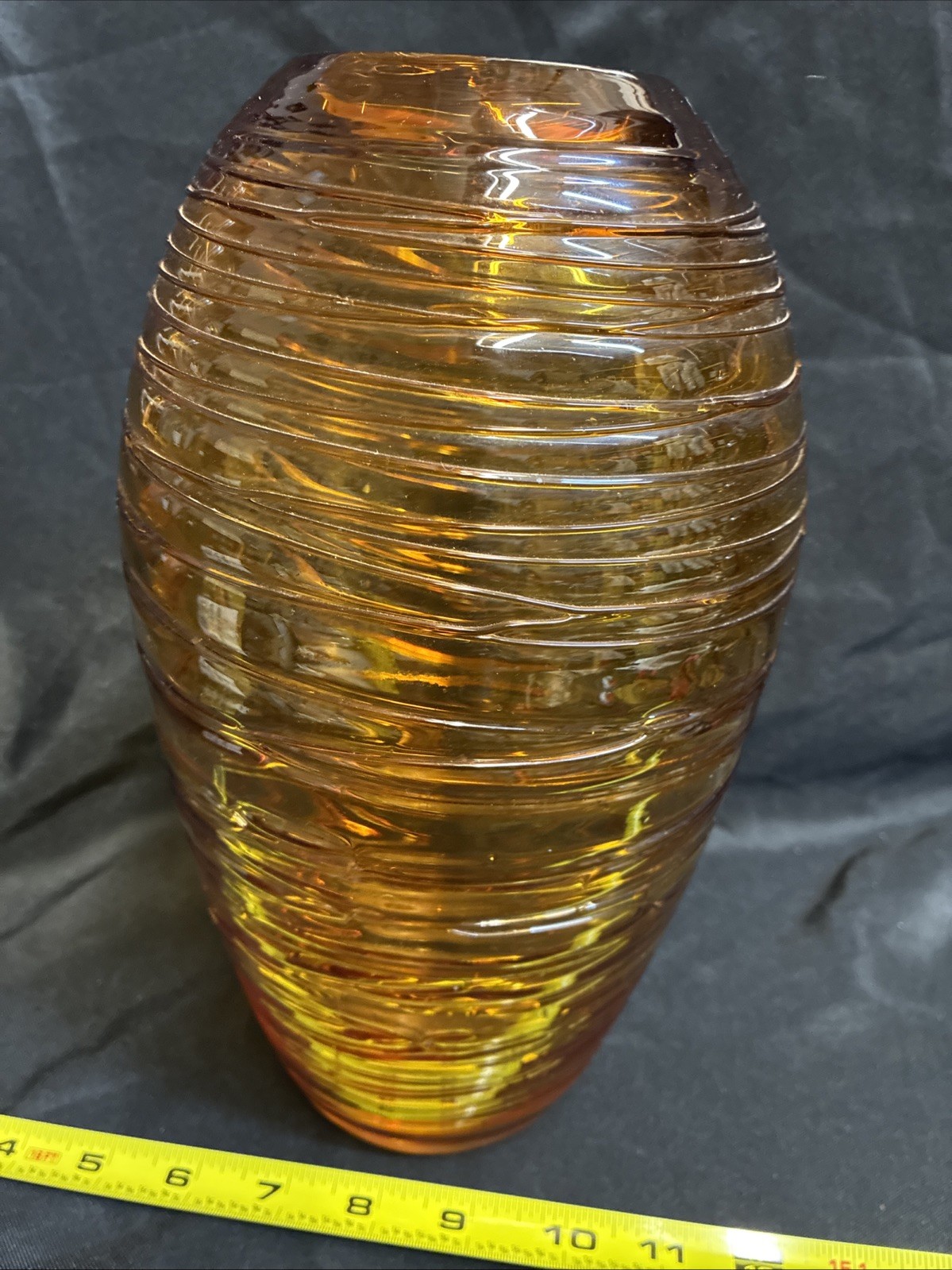 Vintage (1970s) Fulvio Bianconi Style Glass Vase (11 “ h) Great Condition Vintage (1970s) Fulvio Bianconi Style Glass Vase (11 “ h) Great Condition