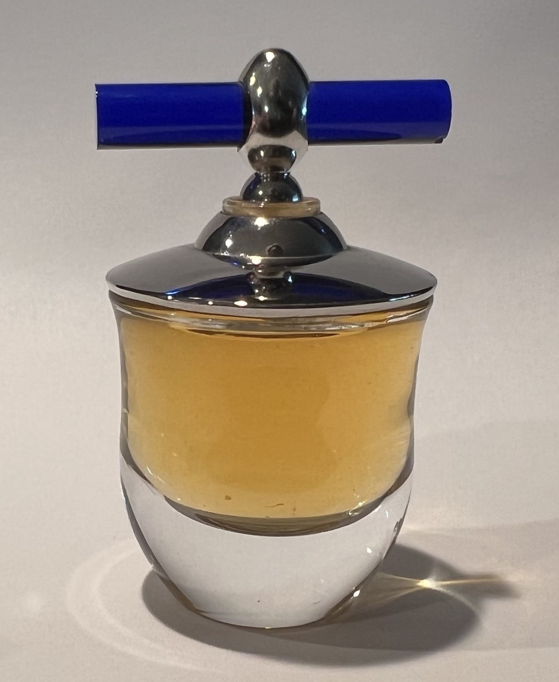 Mini VIVID by Liz Claiborne .25 oz FACTICE Vintage Perfume Miniature Bottle RARE Mini VIVID by Liz Claiborne .25 oz FACTICE Vintage Perfume Miniature Bottle RARE