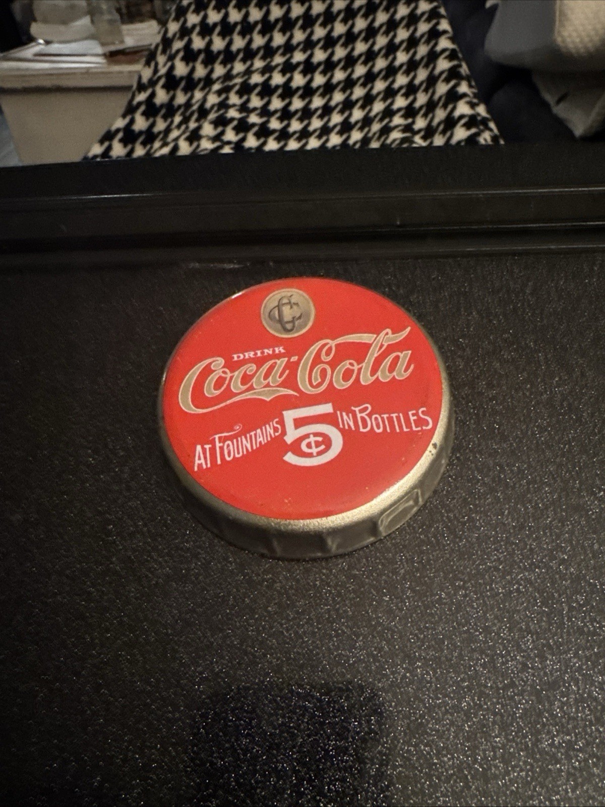 Vintage Style Coca-Cola 5 Cents Drink Soda Tin Bottle Cap Sign Vintage Style Coca-Cola 5 Cents Drink Soda Tin Bottle Cap Sign