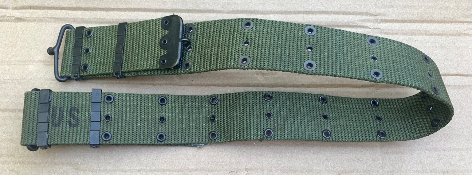 Original Vietnam Era US M1967 Nylon Equipment Belt Size Medium