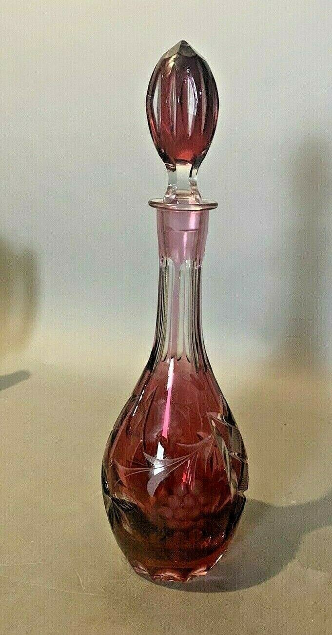 VINTAGE BLEIKRISTALL HAND ETCHED CRANBERRY CUTBACK ART GLASS 13.5\