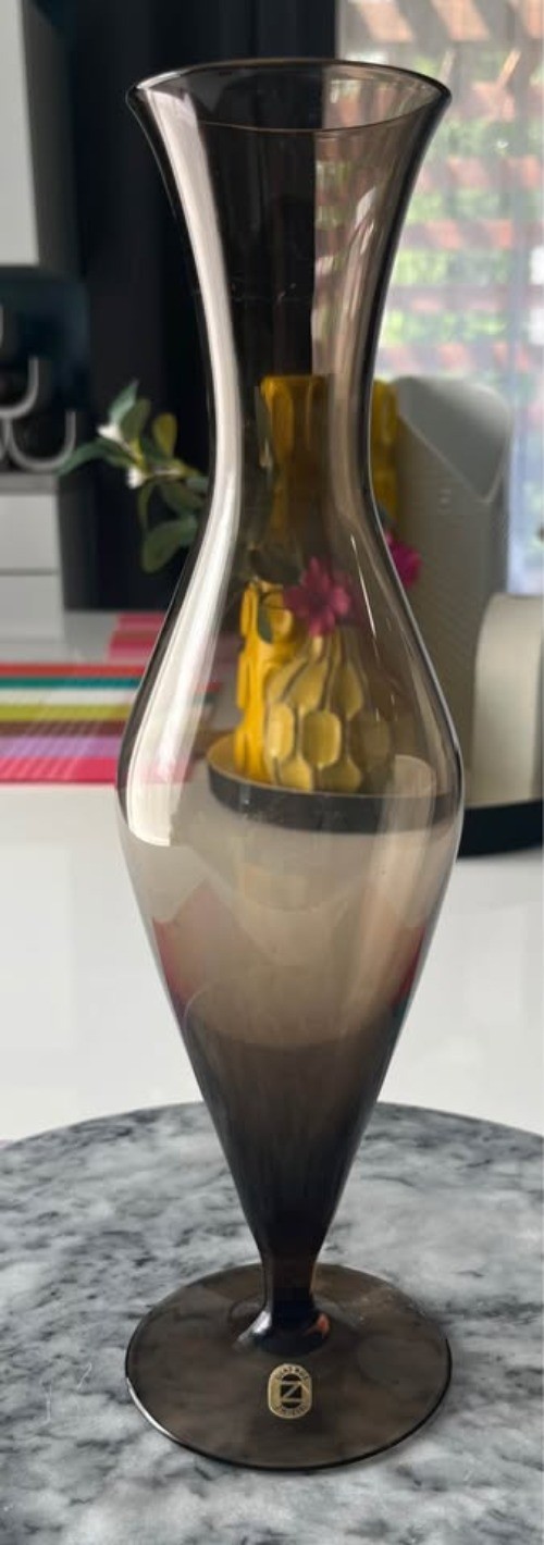 Vintage smoke-brown glass vase by Cristallerie Zwiesel-Germany Vintage smoke-brown glass vase by Cristallerie Zwiesel-Germany