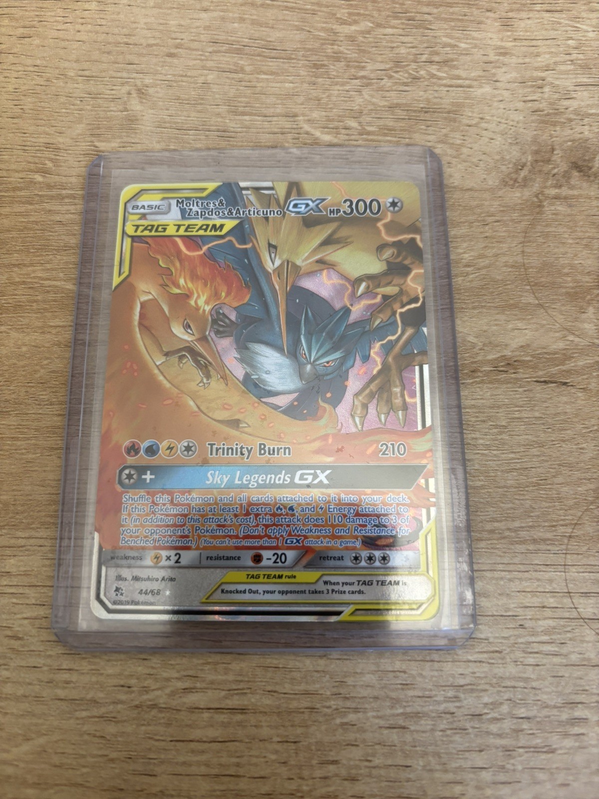 Pokémon TCG Moltres & Zapdos & Articuno GX 44/68 Hidden Fates Holo Ultra Rare