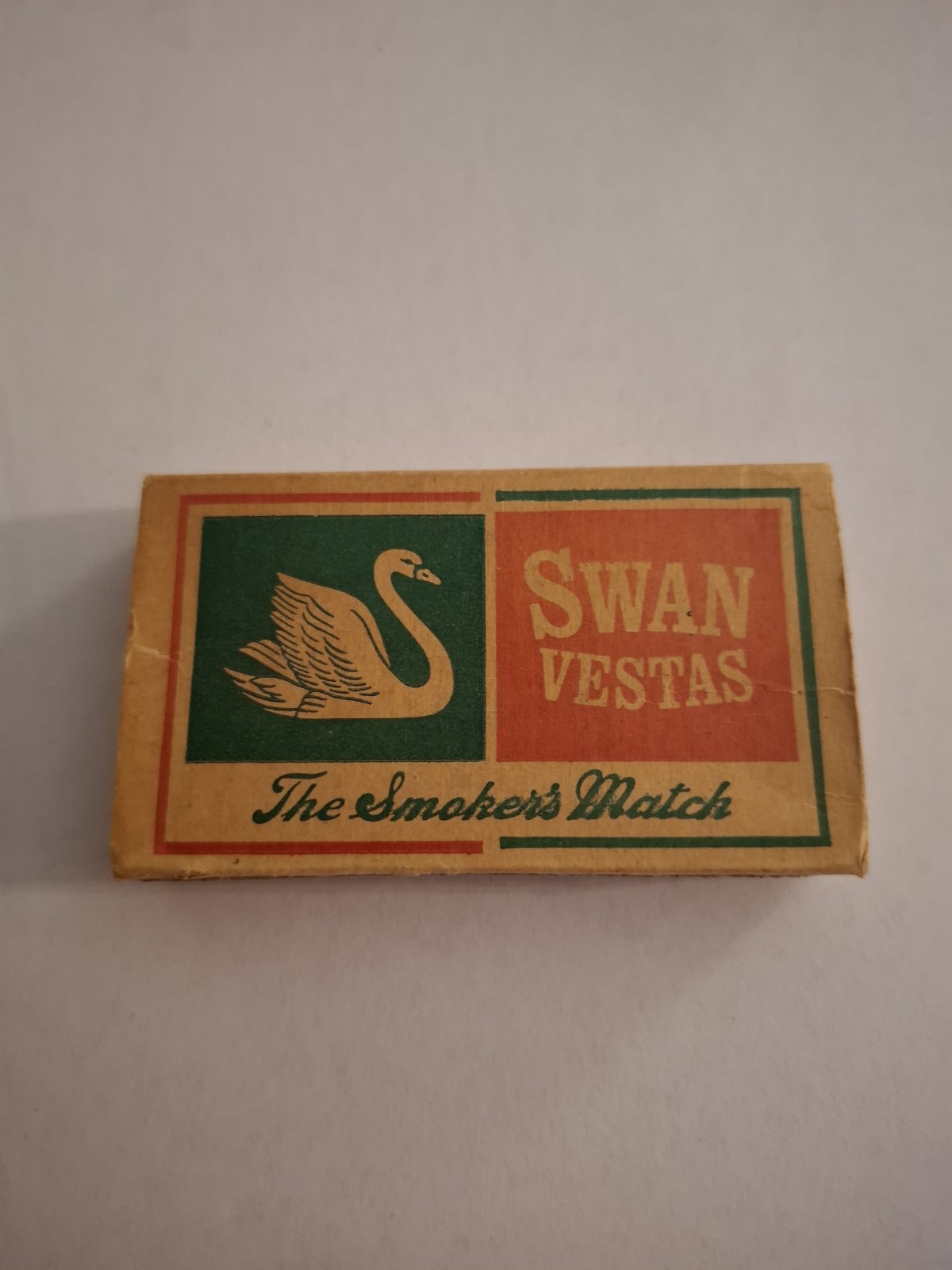 Vintage Swan Vestas The Smoker's Match British Matchbox Circa 1950s