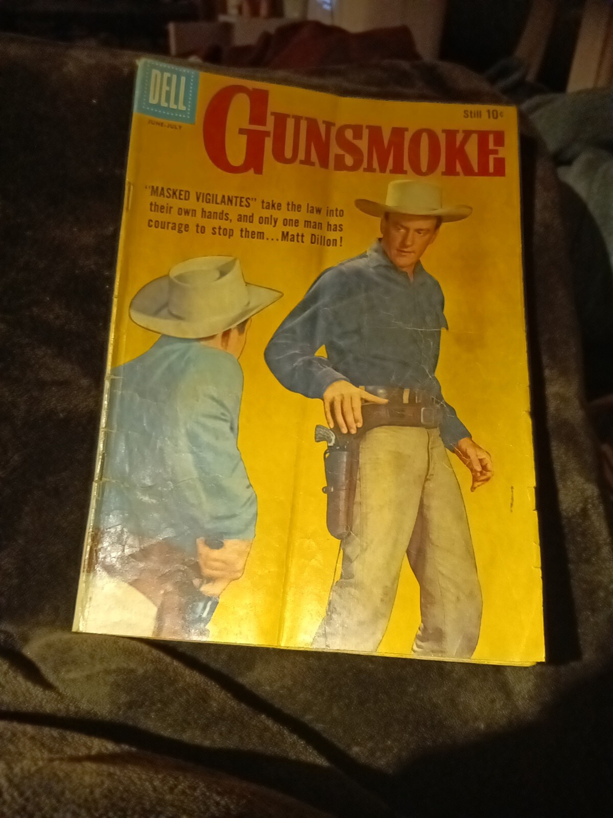 GUNSMOKE 15 WESTERN SILVER AGE COMIC JAMES ARNESS TV PHOTO COVER DANDY DUNBAR GUNSMOKE 15 WESTERN SILVER AGE COMIC JAMES ARNESS TV PHOTO COVER DANDY DUNBAR