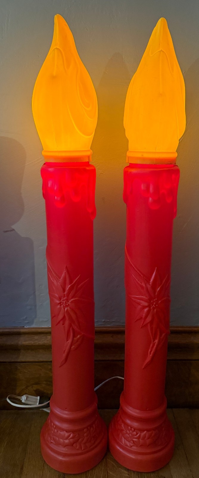 Lot Of 2 Vintage 1969 Empire Blow Mold Candle Christmas Poinsettia WORKING Lot Of 2 Vintage 1969 Empire Blow Mold Candle Christmas Poinsettia WORKING