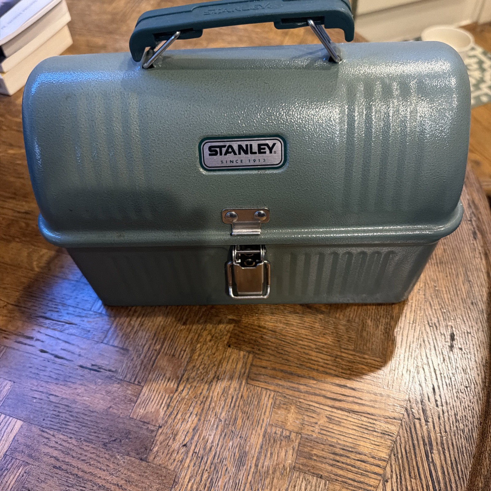 Used once. Stanley Metal Lunchbox Green 5.5 qt. Vintage Classic Design Durable 