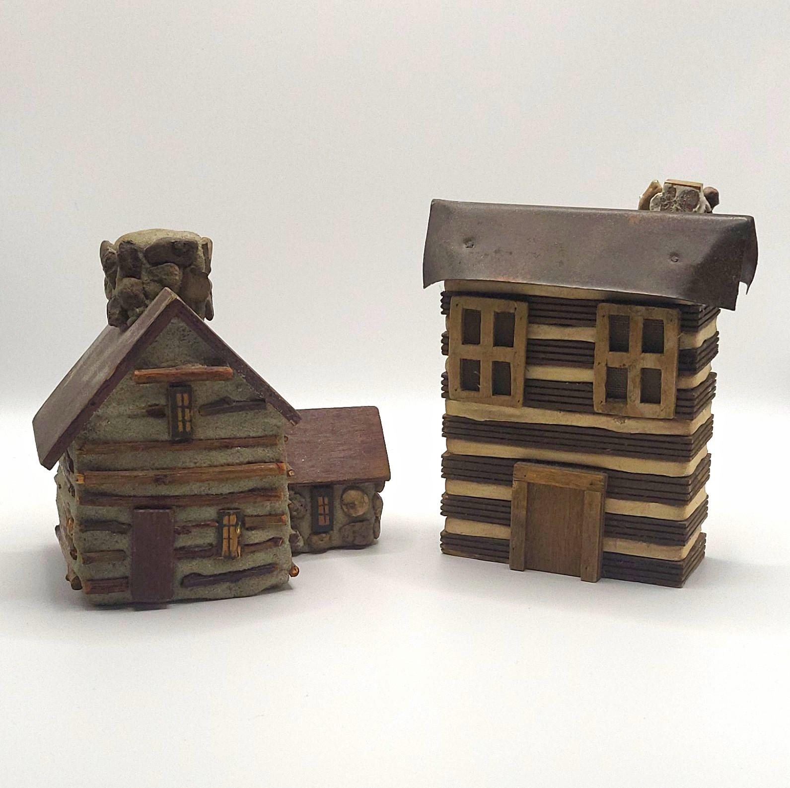 Vtg Handcrafted Folk Art Miniature Log Cabins – Set of 2 (Rustic Lodge Decor)