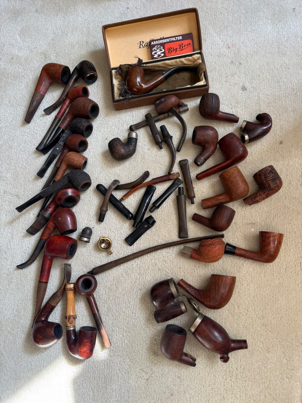 LOT OF 16 VINTAGE PIPES FOR RESTORATION AND COLLECTION LOT OF 16 VINTAGE PIPES FOR RESTORATION AND COLLECTION