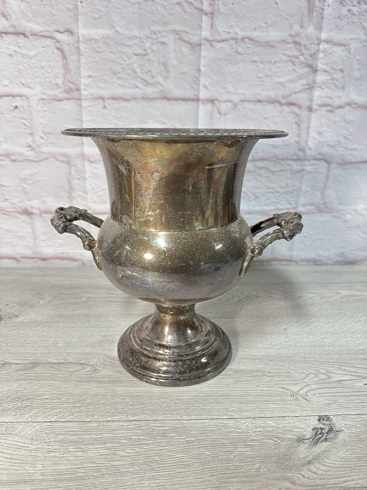 VTG Silver Plate Champagne Ice Bucket Footed Trophy Urn Ornate Handles Sheridan