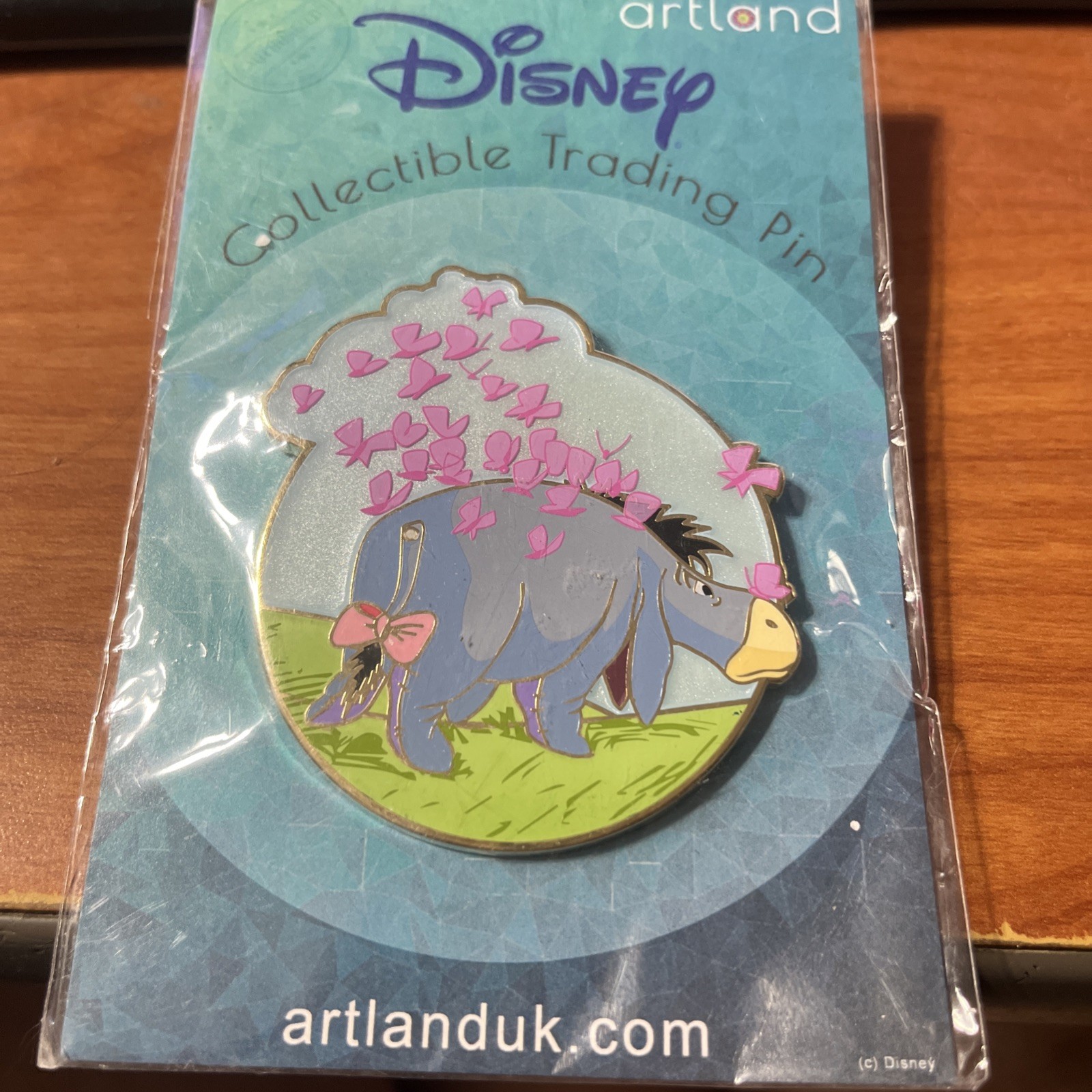 Disney Artland EEyore Lifting your spirits Winnie the Pooh LE 250 Pin New 2020 Disney Artland EEyore Lifting your spirits Winnie the Pooh LE 250 Pin New 2020