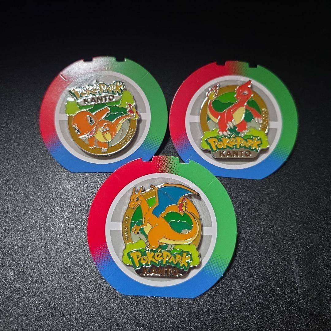 Pokepark Kanto Limited Pokemon Charmander Charmeleon Charizard set Pin badge