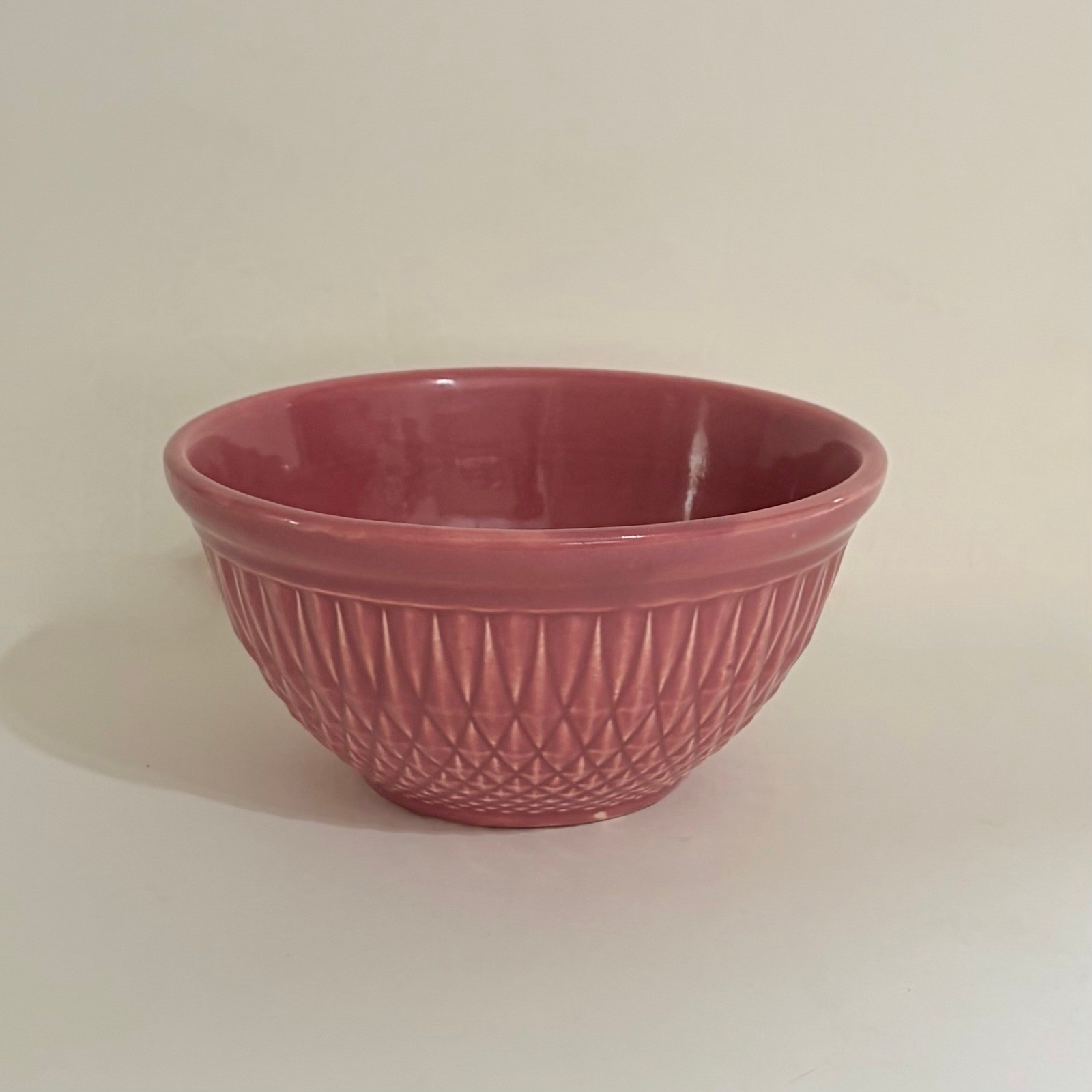 Vintage A.E. HULL Pottery Company Pink Kitchen Bowl Nesting Glossy Diamond