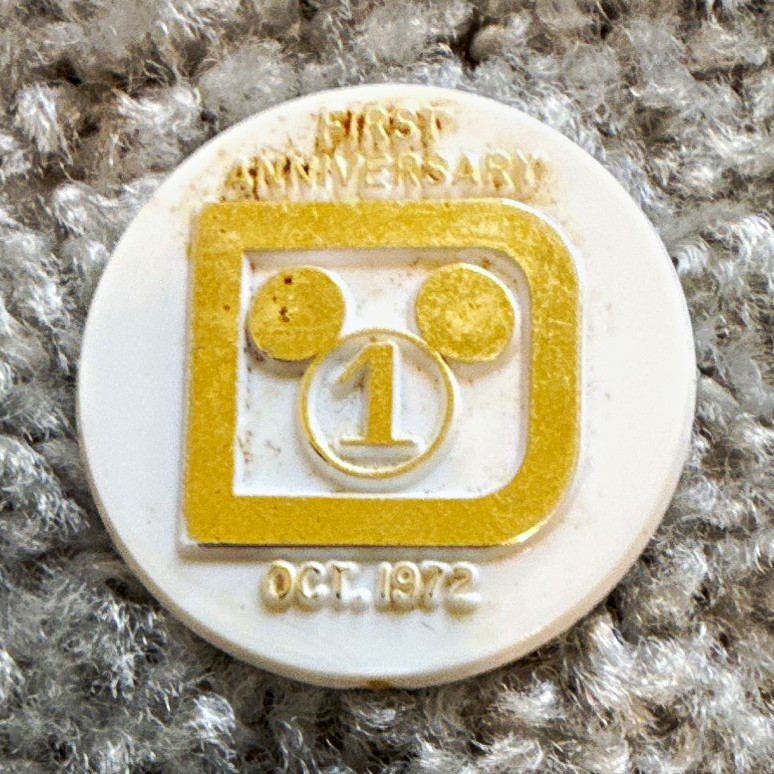 Rare Walt Disney World vintage - 1972 first anniversary cast member pin