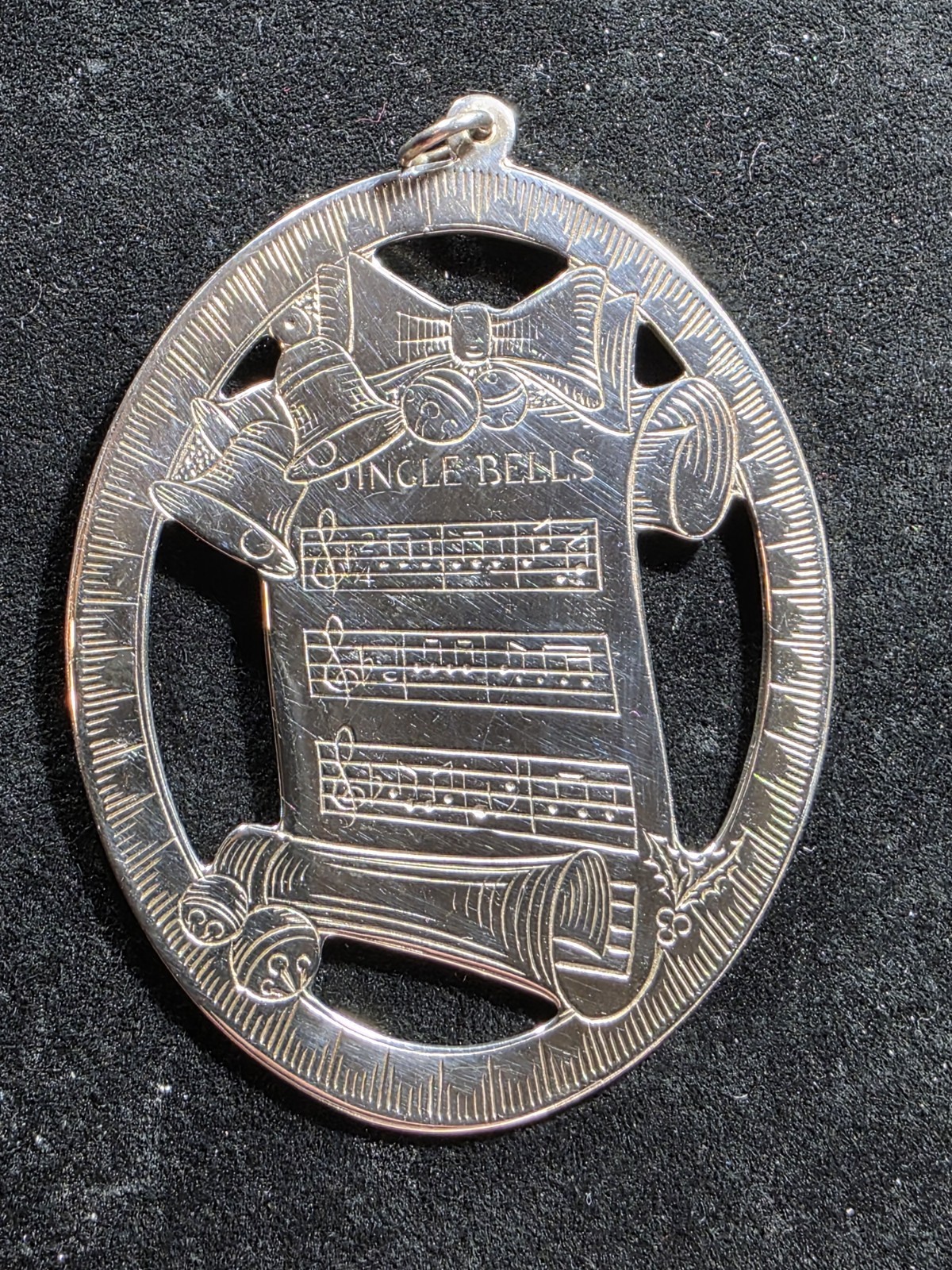 1976 Lunt Silversmiths \