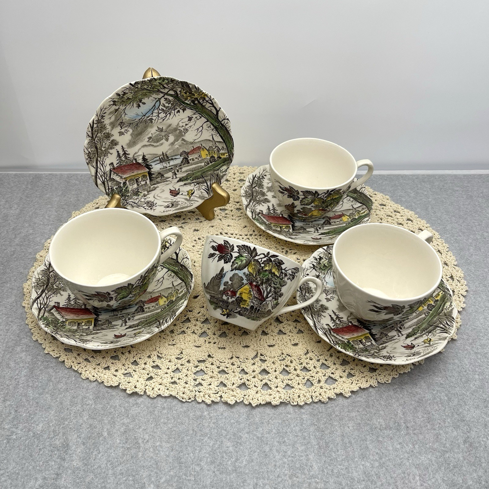 Vintage 1955 J & G Meakin Welcome Home Cups & Saucers Hand Painted Discontinued