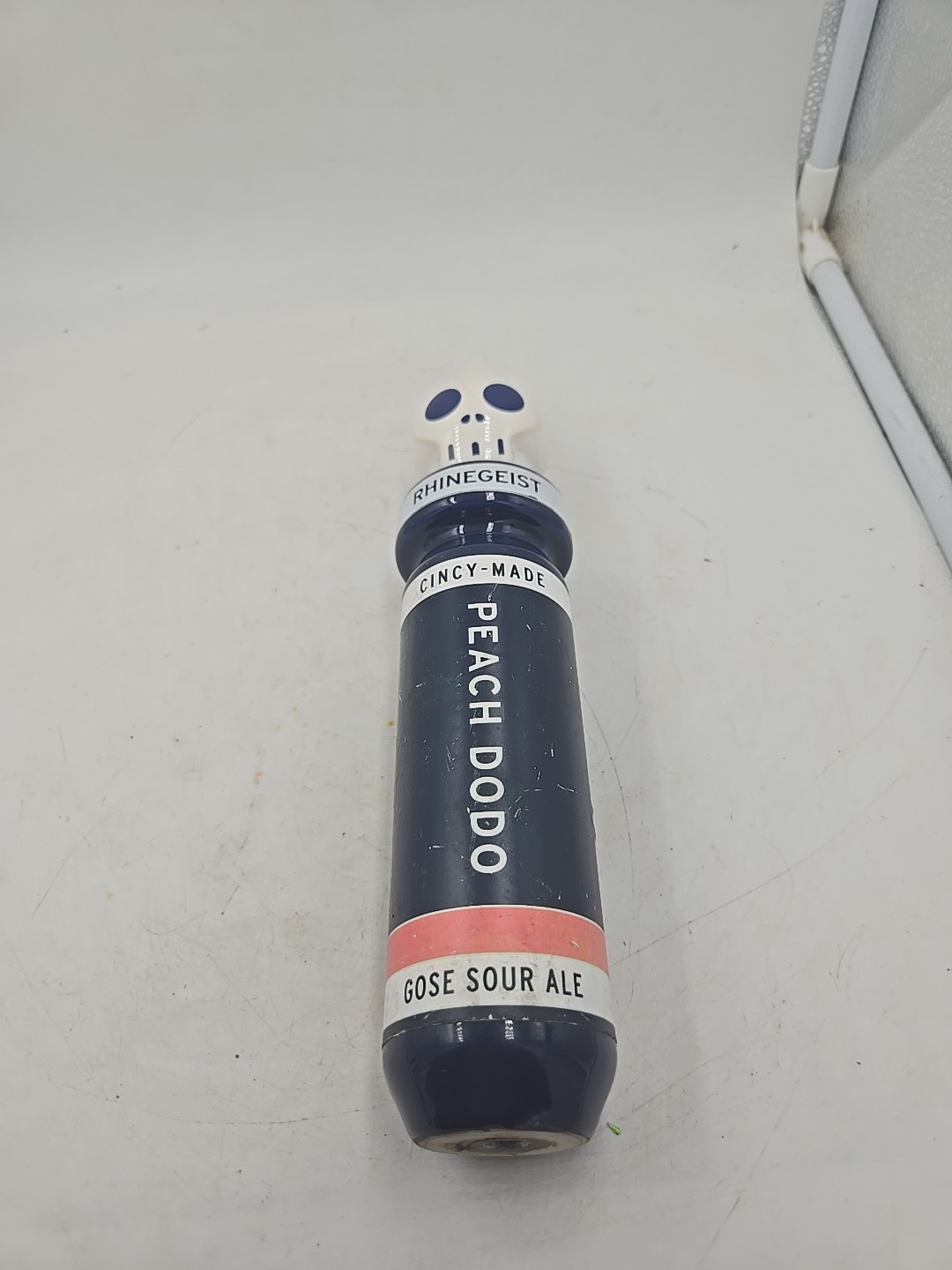 RHINEGEIST- \ RHINEGEIST- \