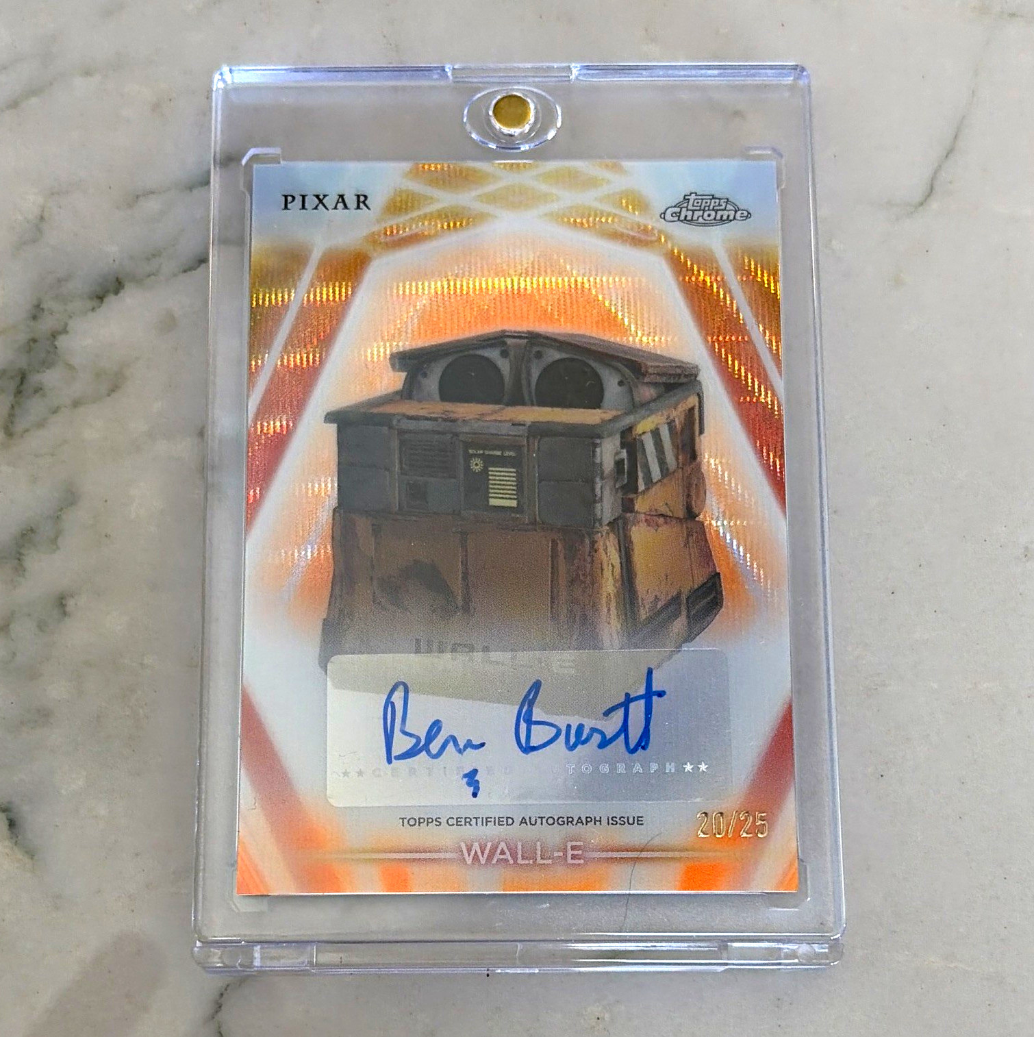 Topps 2026 Disney Neon Chrome Neon Etch Auto WALL-E CNA-BB Ben Burtt /25