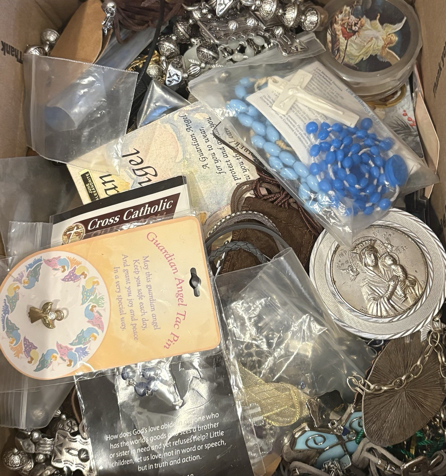 Huge 12.8 LB Vintage To Modern Religious Accessories Jewelry Rosary Scrap Lot Huge 12.8 LB Vintage To Modern Religious Accessories Jewelry Rosary Scrap Lot