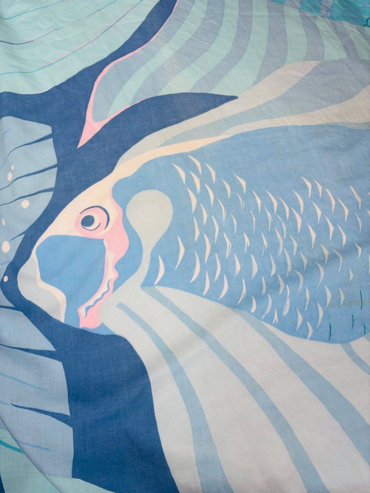 VTG 70'S BURLINGTON BLUE KOI FANTASTIC FISH PRINT FITTED TWIN BED SHEET