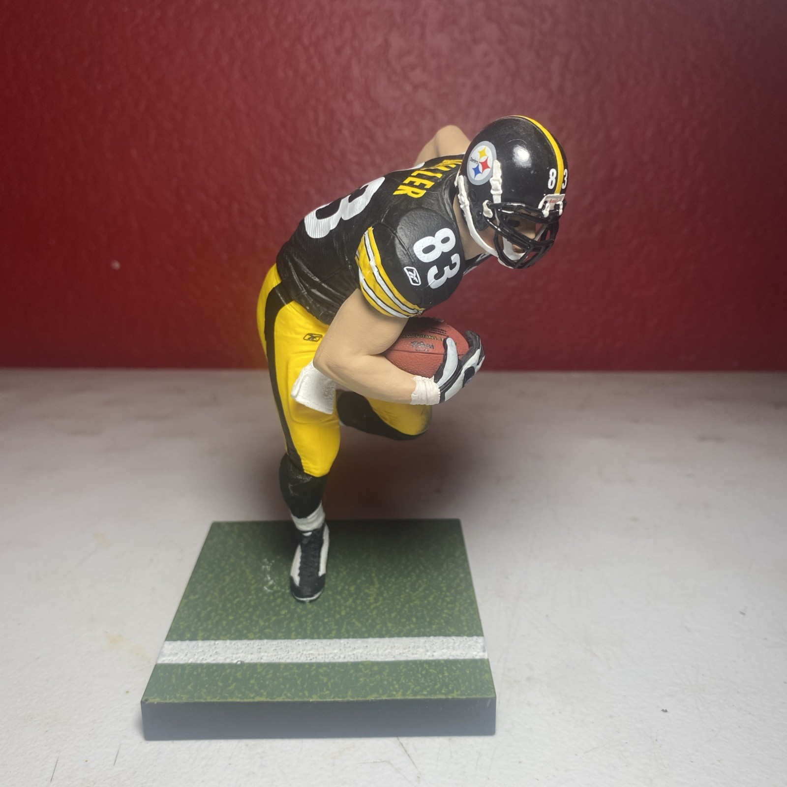 McFarlane Heath Miller, Opened, No Box figure. Great shape. Pittsburgh Steelers McFarlane Heath Miller, Opened, No Box figure. Great shape. Pittsburgh Steelers
