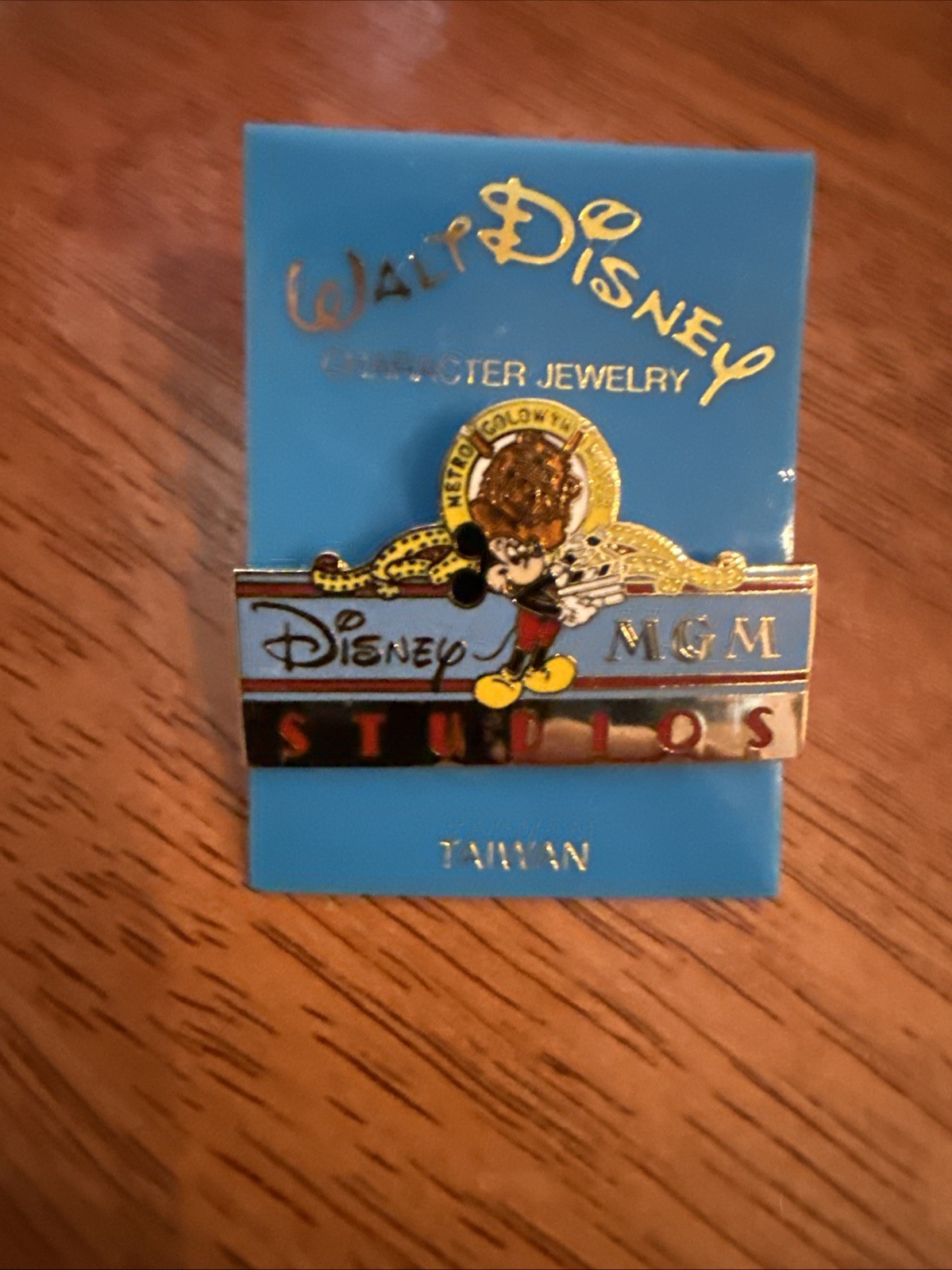 Vintage 1987 Disney Enamel Pin MGM Studios Lion Logo Gold Movie Mickey Vintage 1987 Disney Enamel Pin MGM Studios Lion Logo Gold Movie Mickey