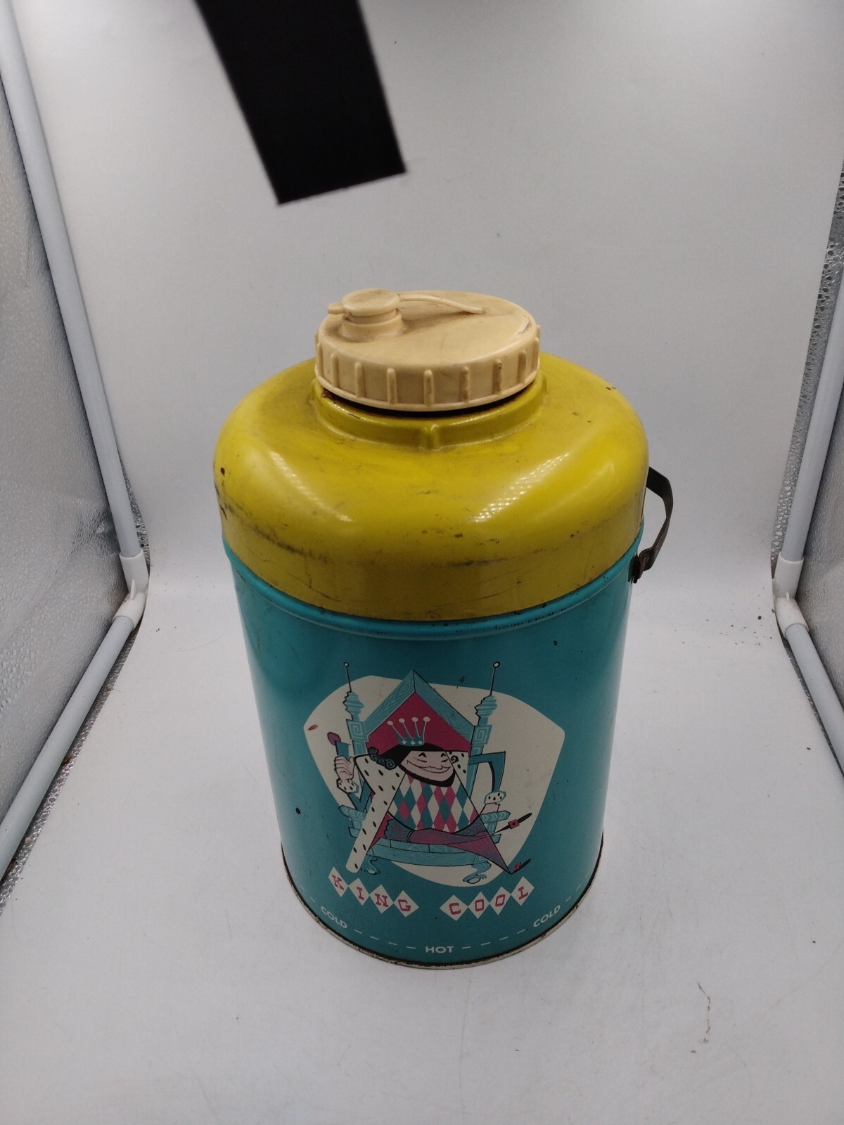 Retro King Cool Water Drink Thermos  Jug Container  Neat Graphics  Vntg. Camping