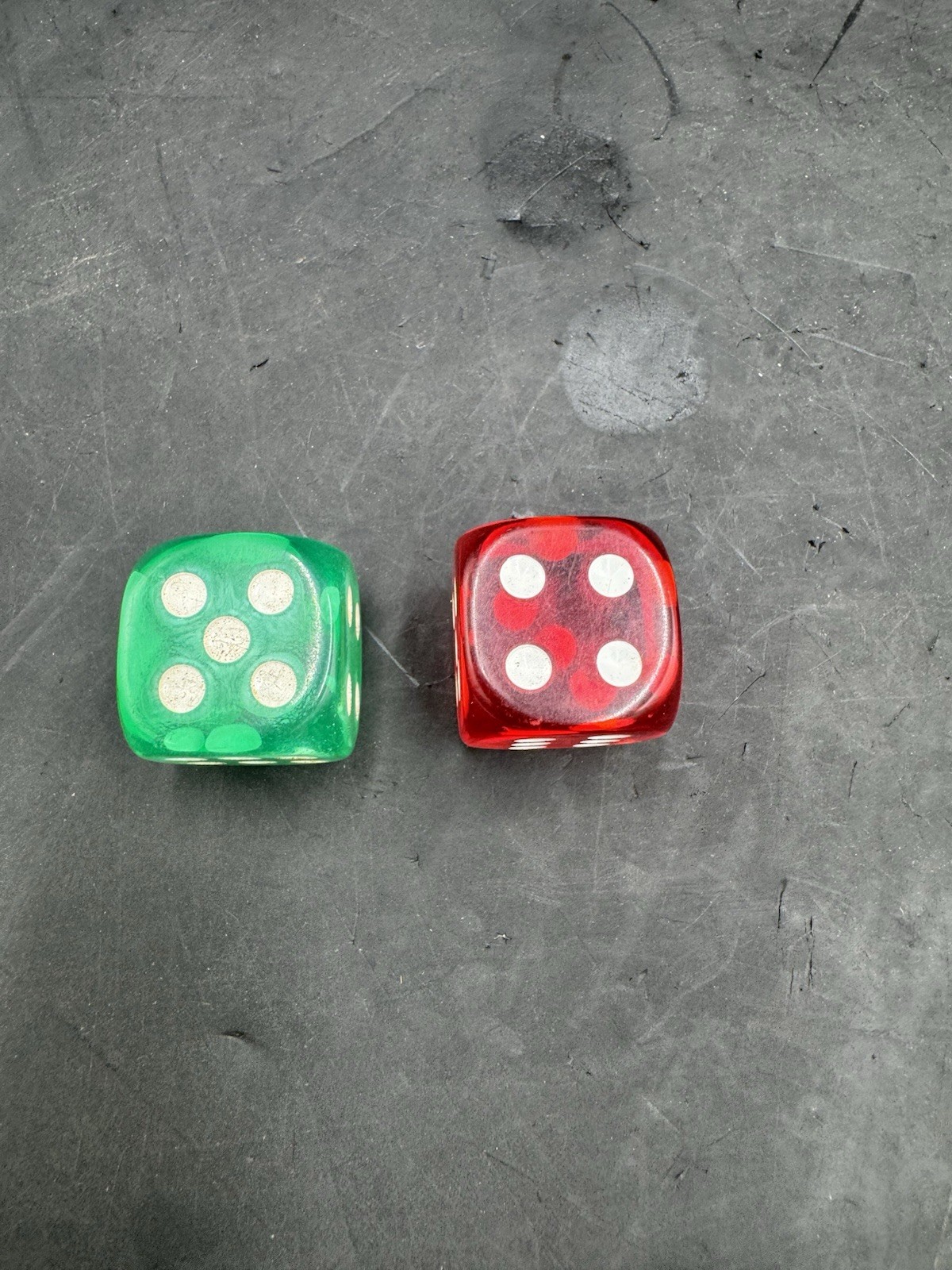 Vintage Pair Large 1” Cherry Red & Green Translucent Bakelite/Catlin Dice