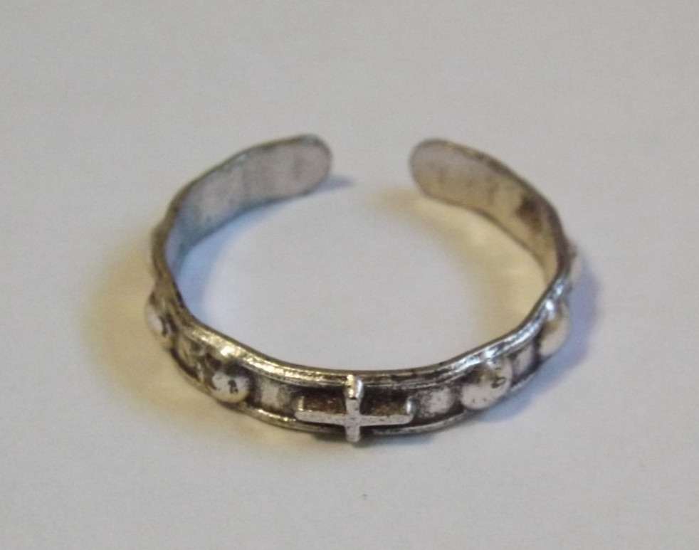 Vtg 1960's new old stock pocket rosary band ring adjustable 7.5 religious cross