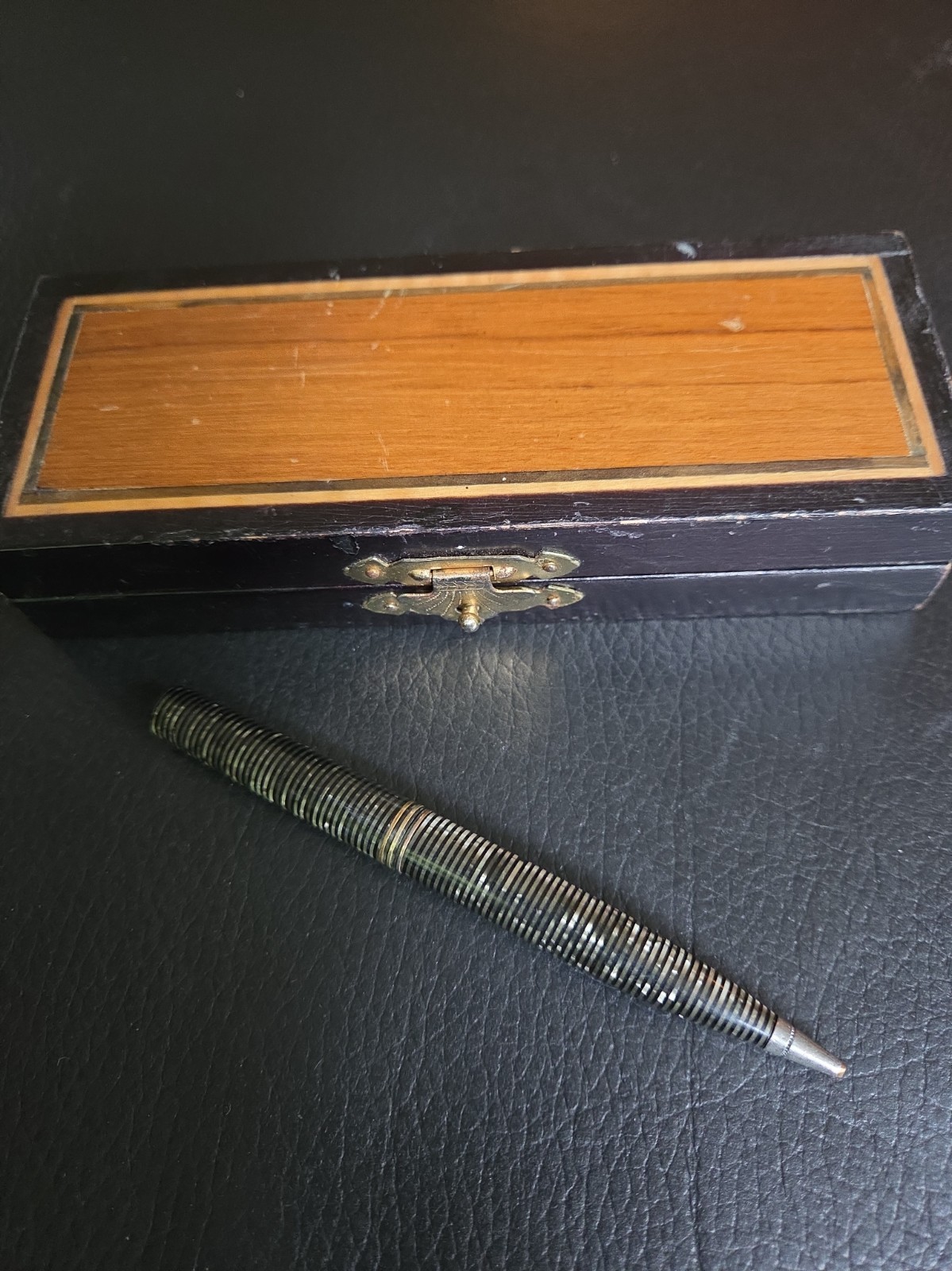 Vintage 1930\'s PARKER Mechanical Pencil Black Striated Gray Pearl