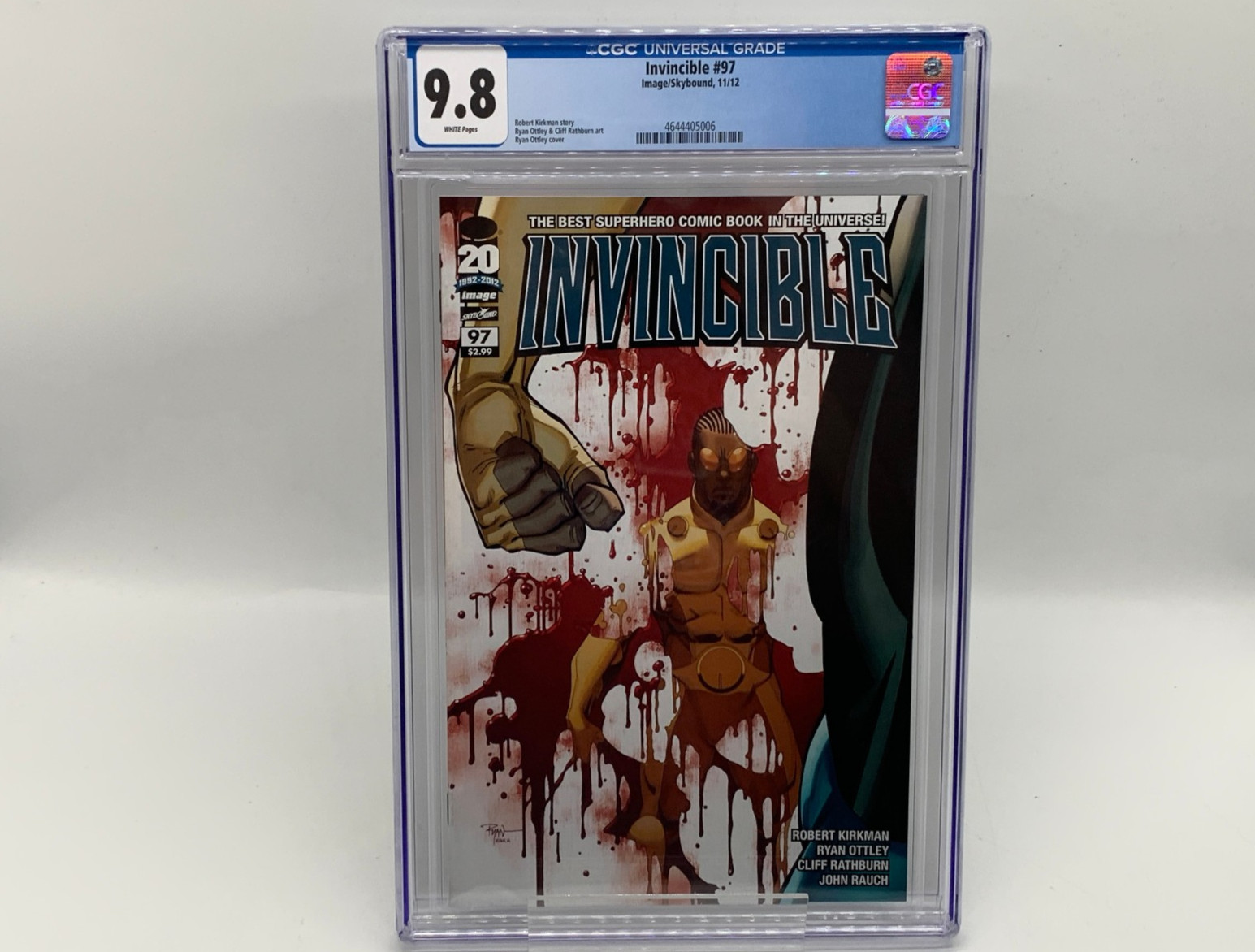 Invincible #97 CGC 9.8 Image Skybound 2012 Ryan Ottley Robert Kirkman Invincible #97 CGC 9.8 Image Skybound 2012 Ryan Ottley Robert Kirkman