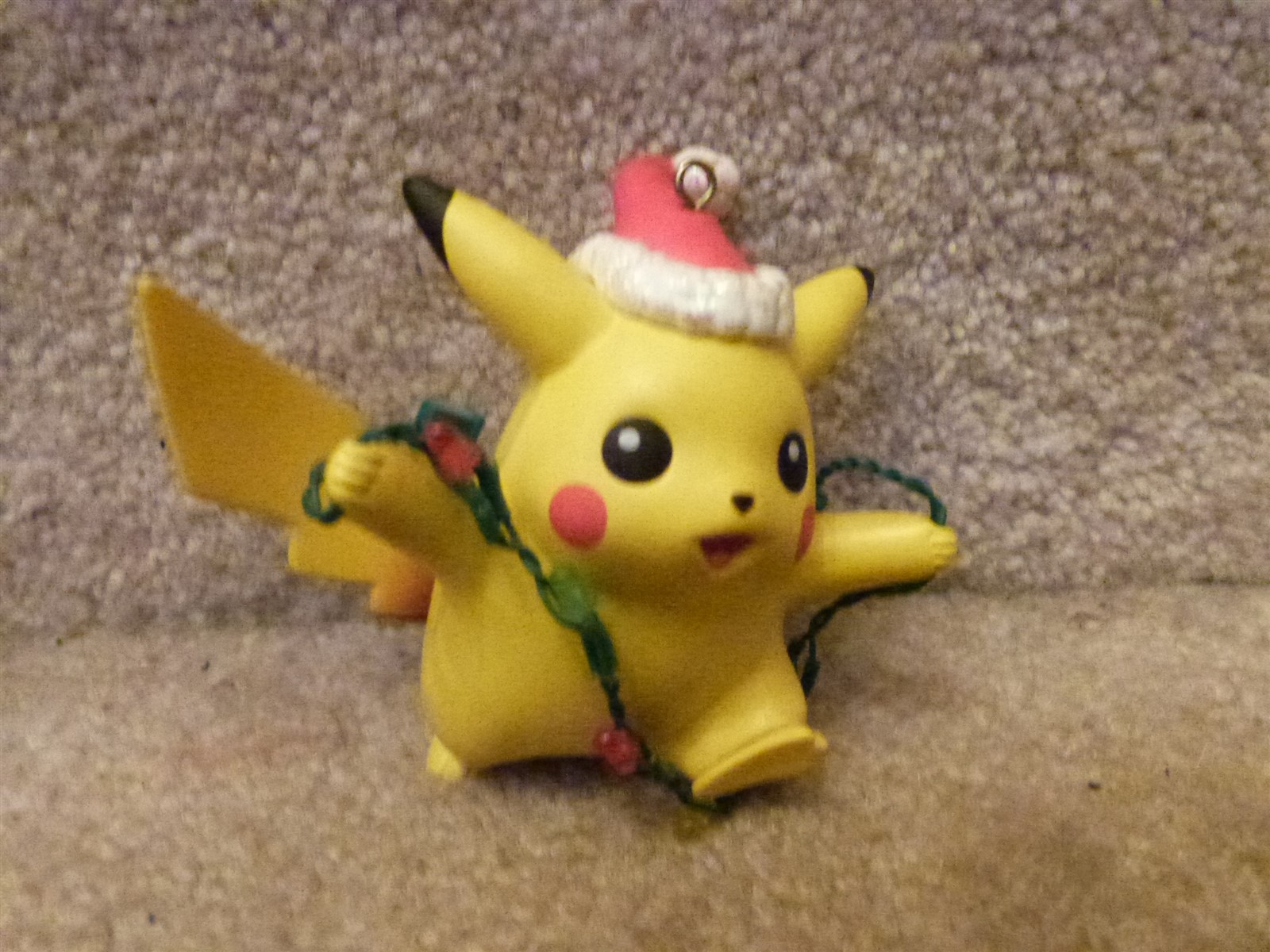 ~ 2000 Pokemon Pikachu\'s Holiday Party Light Up Christmas Ornament NINTENDO 