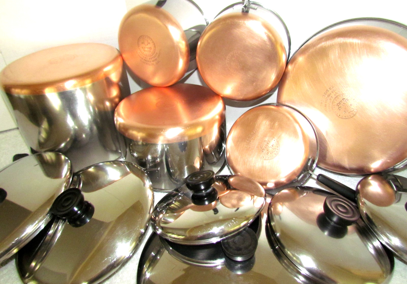 VINTAGE REVERE WARE PRE 68 LOT **RARE PCS. 8 QT, 5 QT, 10\