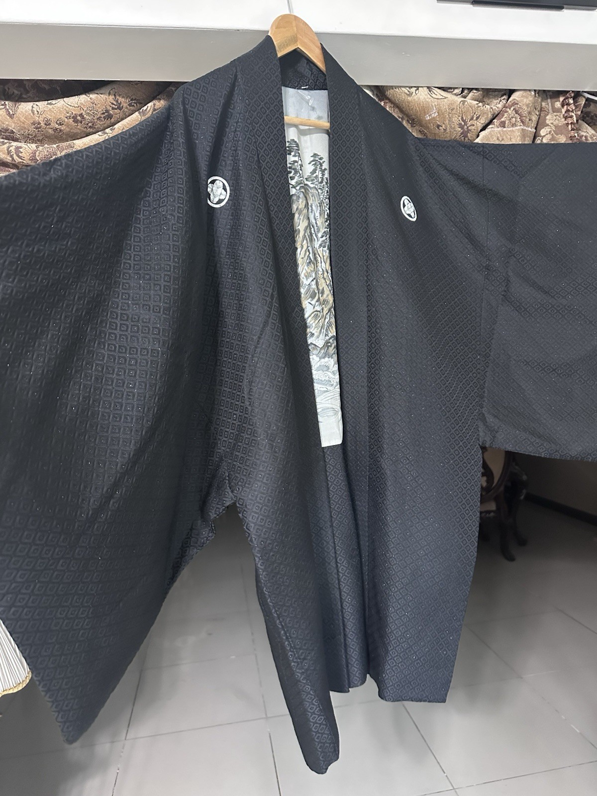 Mens Pure Silk Black Kimano