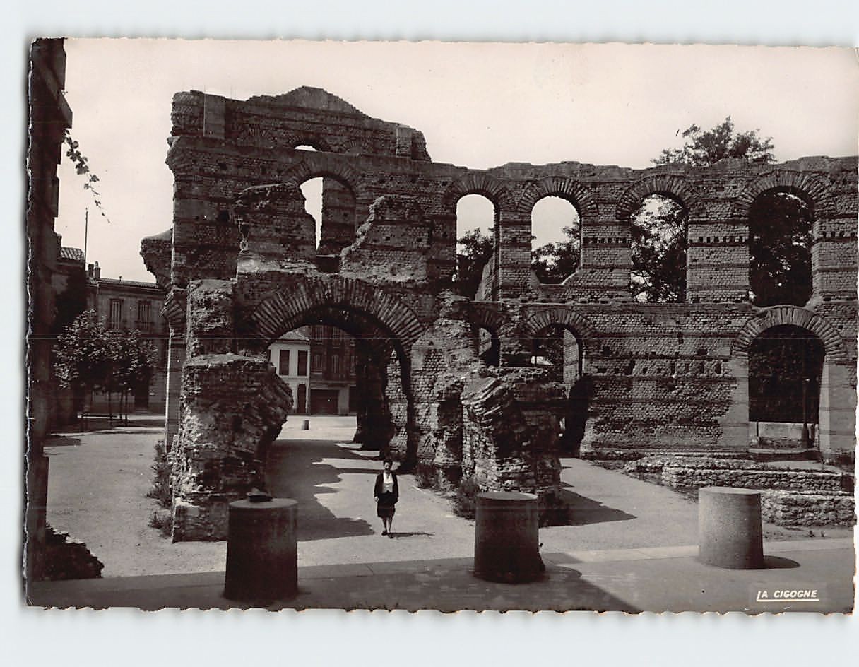 Postcard Les ruines du Palais Gallien Bordeaux France