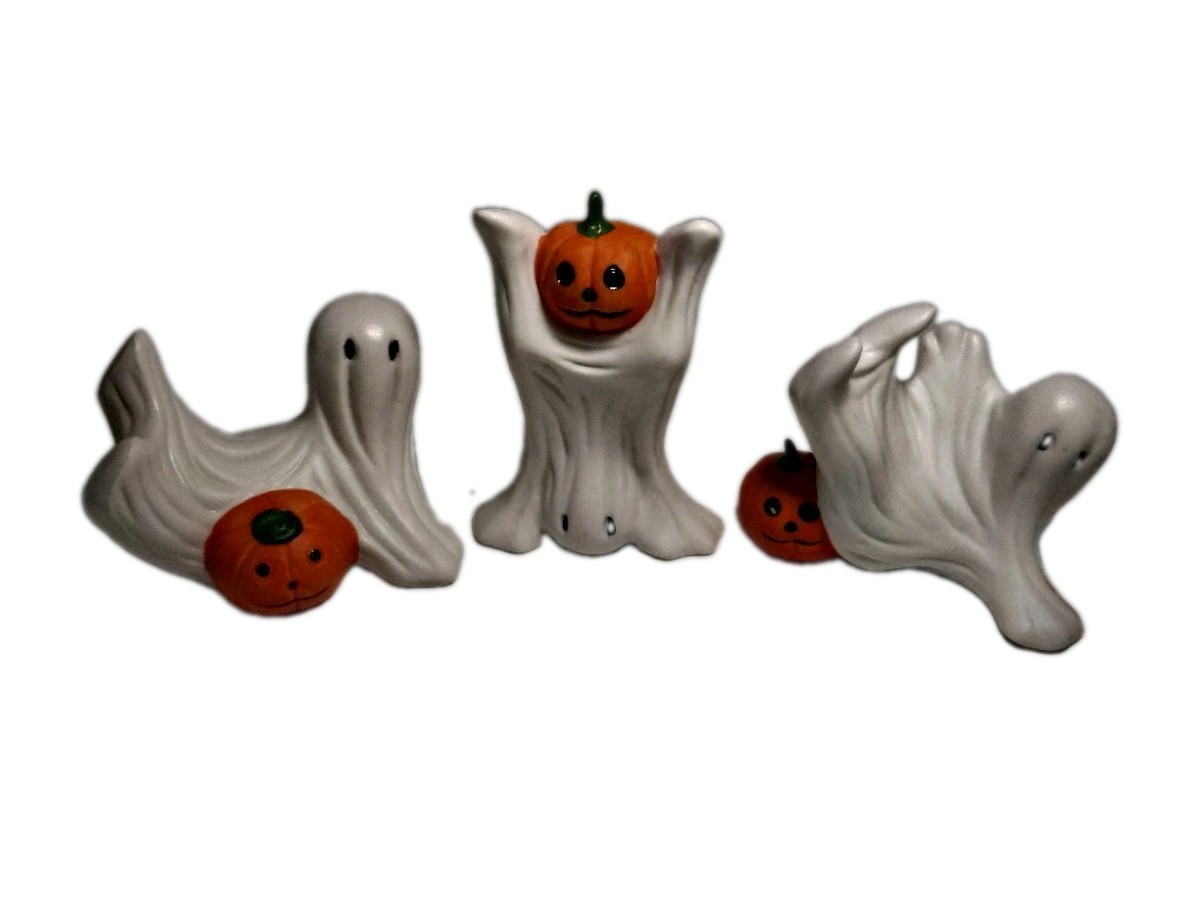 VTG Flambro Ceramic Halloween Ghost Lot of 3 Jack O Lantern Figurine 4” Tumbling VTG Flambro Ceramic Halloween Ghost Lot of 3 Jack O Lantern Figurine 4” Tumbling