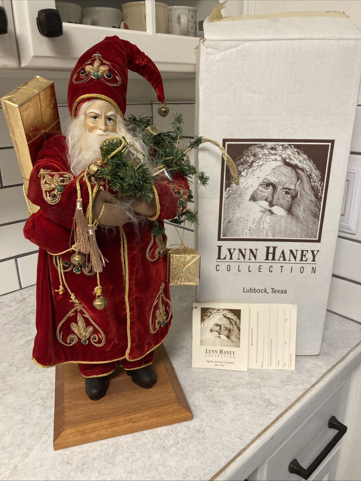 Lynn Haney Santa “Old St Nick Dated 1999, 19” “seasons Gems” Lynn Haney Santa “Old St Nick Dated 1999, 19” “seasons Gems”