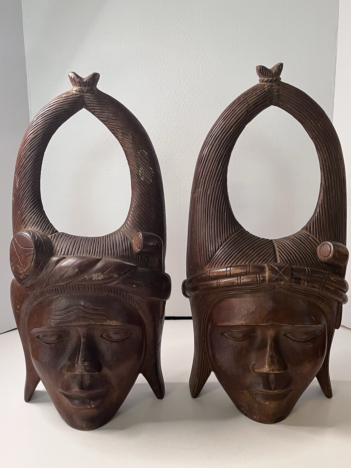 Vintage Pair of Hand Carved Sculpture Wood Carving Man And Woman Culture Vintage Pair of Hand Carved Sculpture Wood Carving Man And Woman Culture