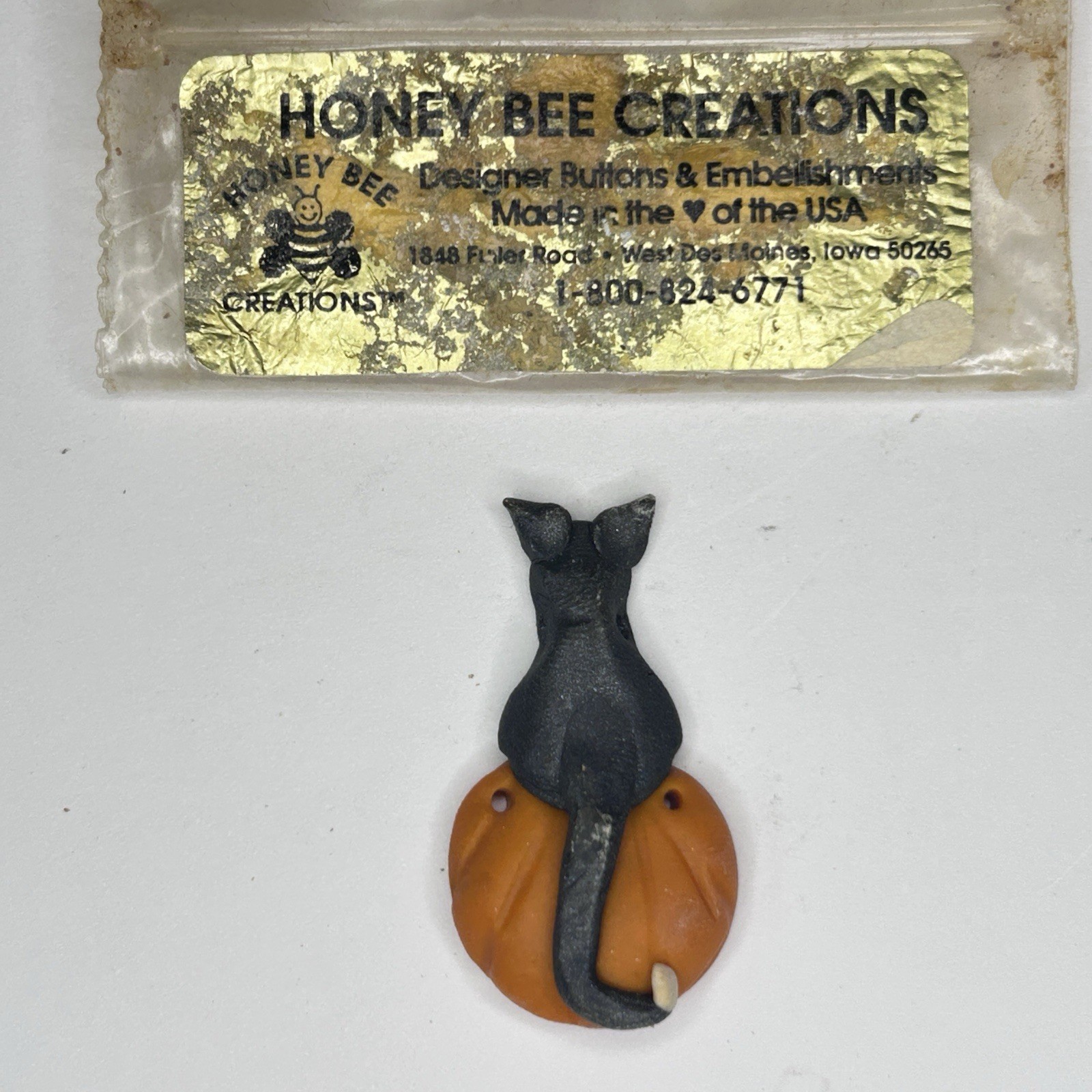 Vintage Honey Bee Creations Buttons Handcrafted Halloween Pumpkin Cat Vintage