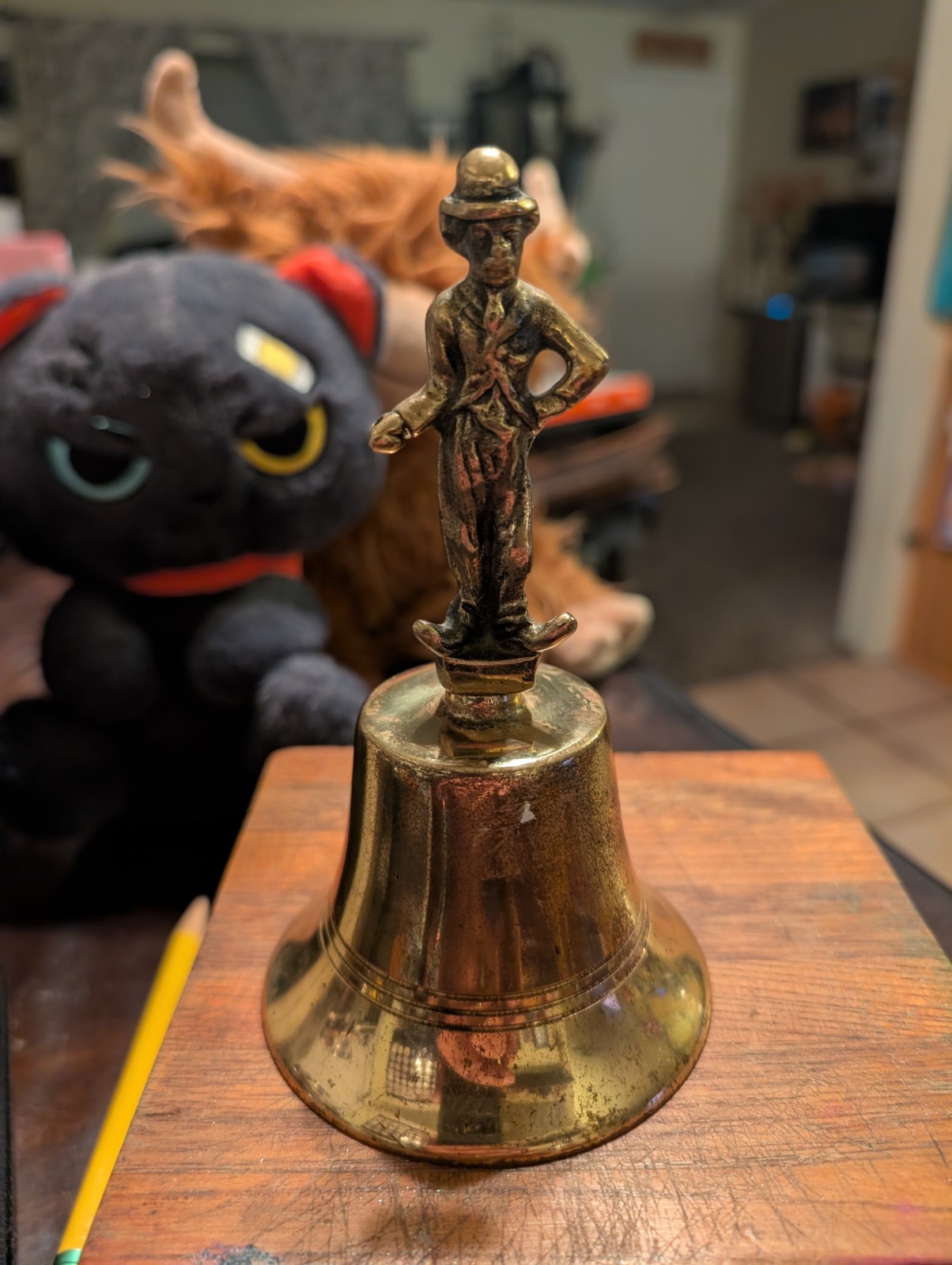 Charlie Chaplin Brass Vintage Antique Collectable Bell. Great vintage condition. Charlie Chaplin Brass Vintage Antique Collectable Bell. Great vintage condition.