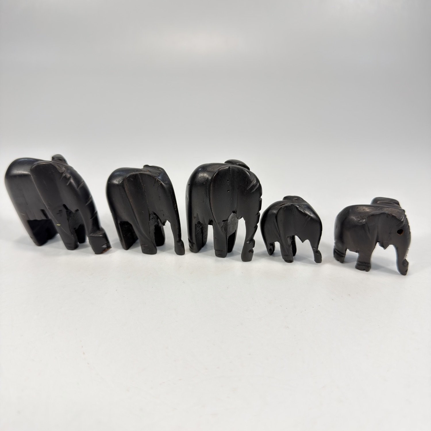 Vtg Set of 5 Hand Carved Black Ebony Wood Elephant Family Figurine West Africa