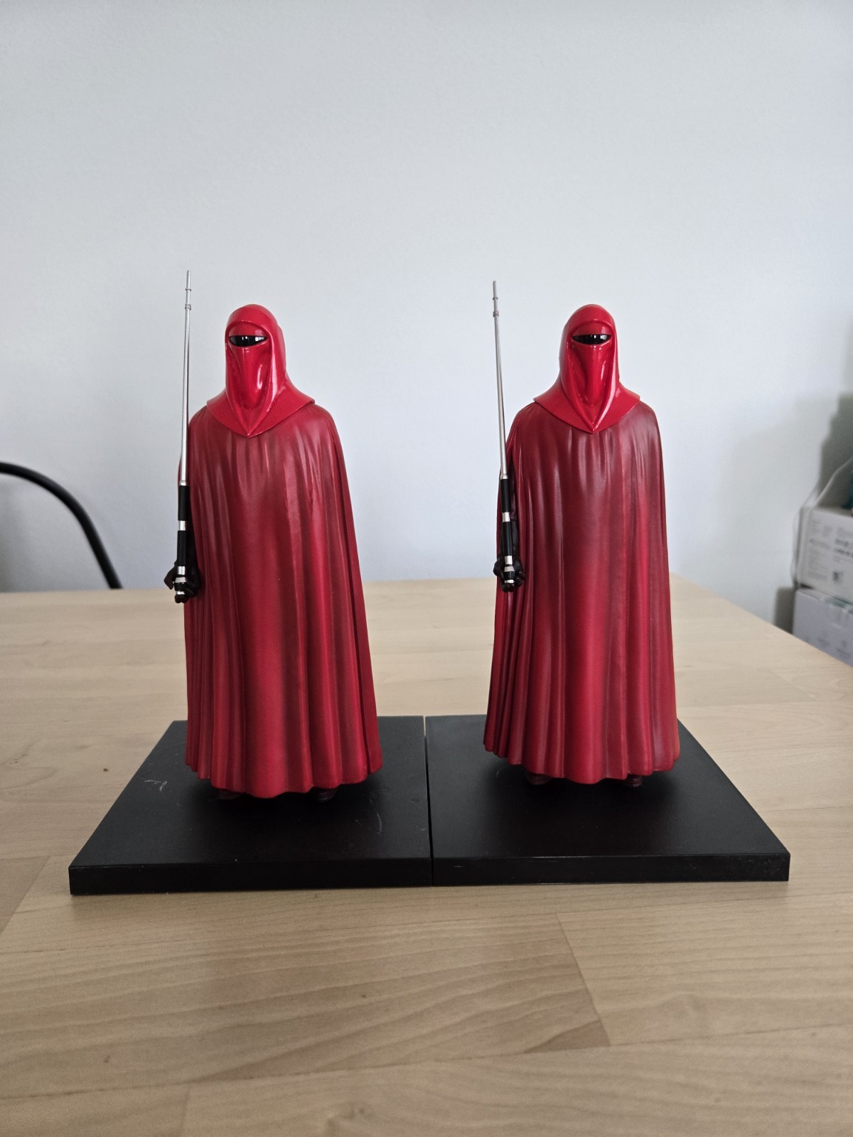 Kotobukiya ARTFX+ Star Wars Emperor Palpatine Royal Guard 2 Pack 1/10 Scale Kotobukiya ARTFX+ Star Wars Emperor Palpatine Royal Guard 2 Pack 1/10 Scale