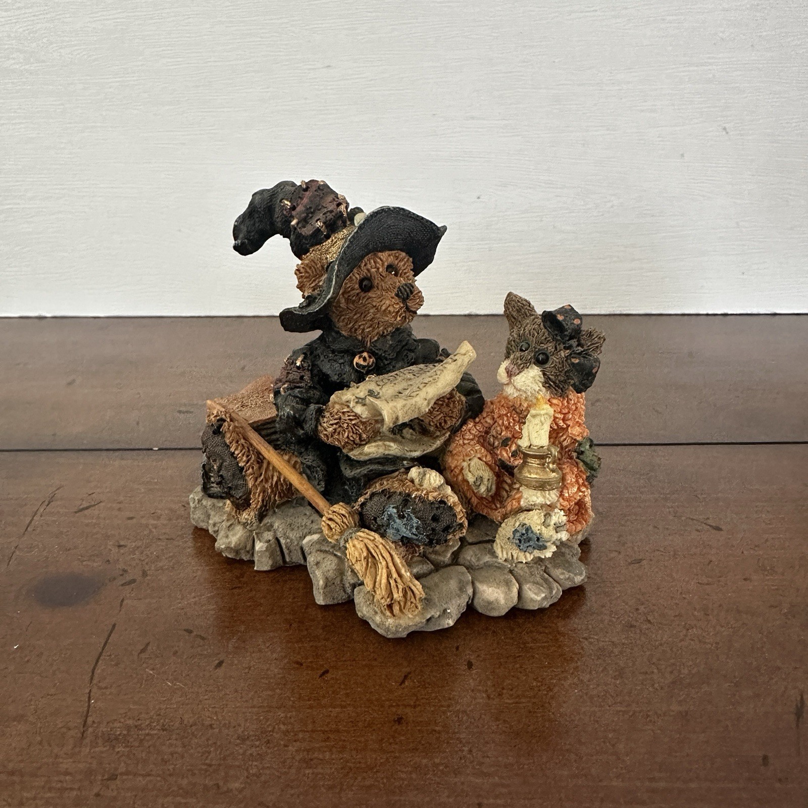 Boyds Bears Halloween Figurine Emma Witchy Bear 2269 Vintage 1995 13th Edition Boyds Bears Halloween Figurine Emma Witchy Bear 2269 Vintage 1995 13th Edition