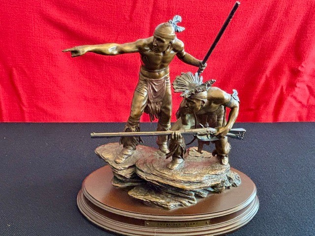INTRUDER ALERT NATIVE AMERICAN INDIAN E. CSELKO BRONZE SCULPTURE FRANKLIN MINT