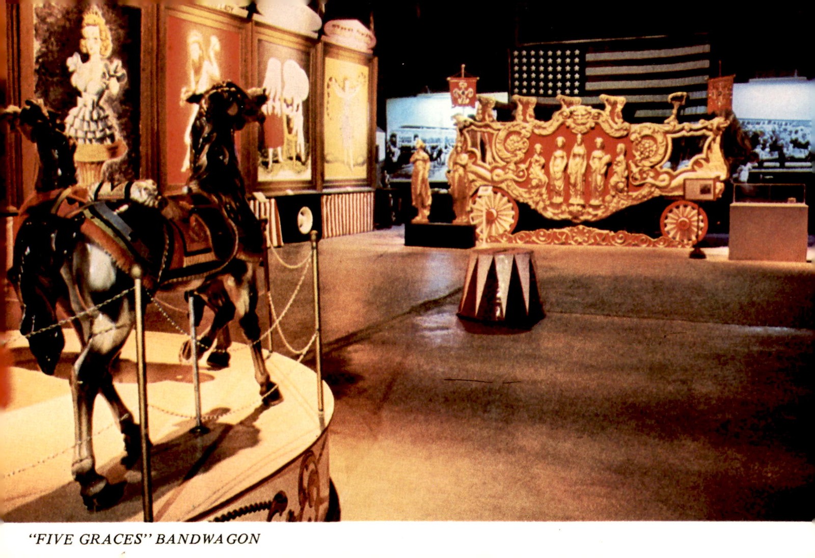 Five Graces Bandwagon at Ringling Museum, 1878 Postcard